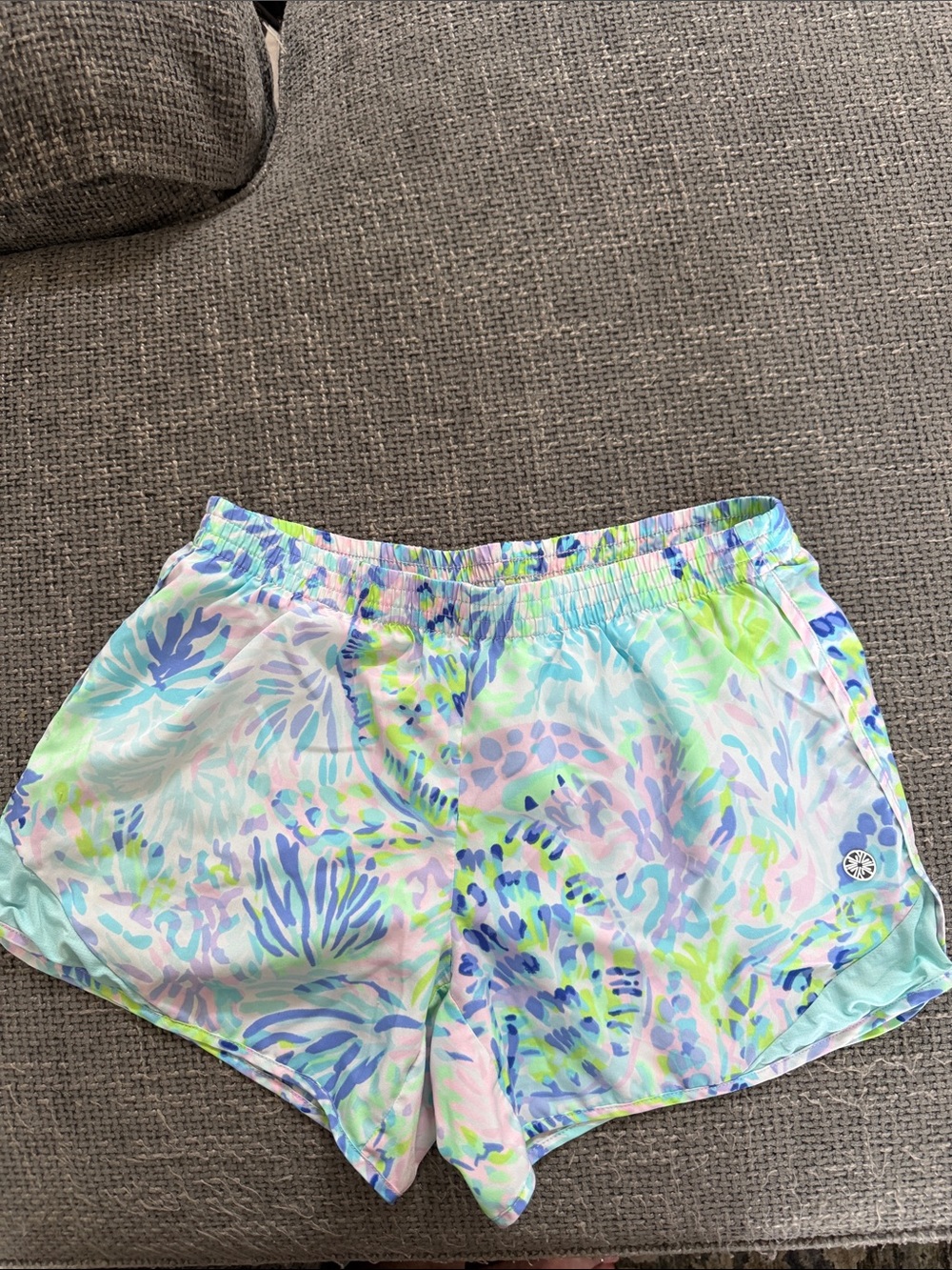Lilly Pulitzer Pastel Floral Luxletic Shorts in Aqua, Pink & Lime Size XS Lined